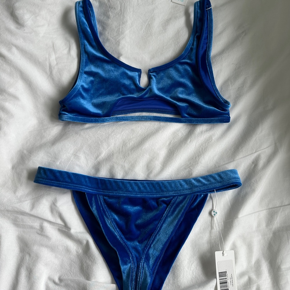 Frankie’s Bikinis Velvet Blue Set